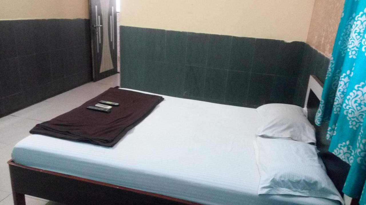 Hotel Sarang Lodge Panvel Exterior photo