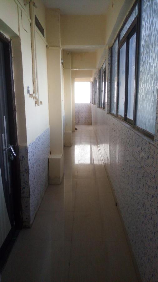 Hotel Sarang Lodge Panvel Exterior photo