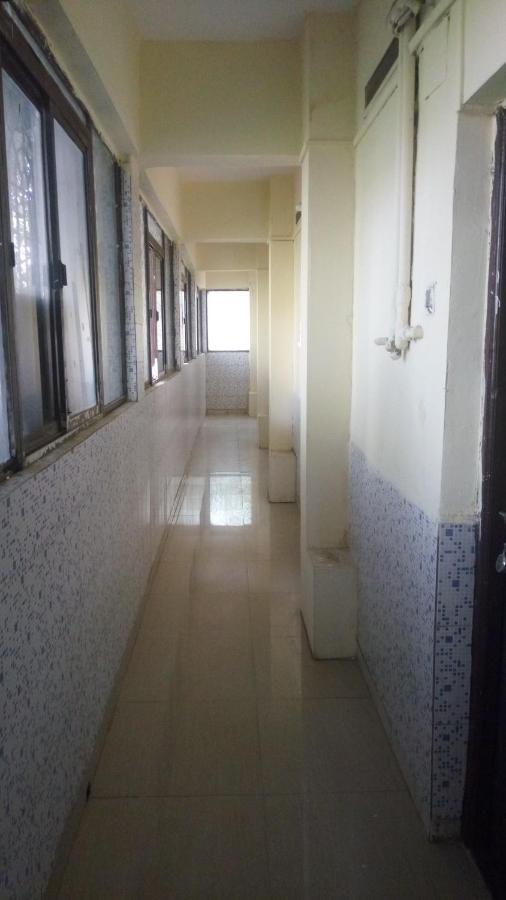 Hotel Sarang Lodge Panvel Exterior photo
