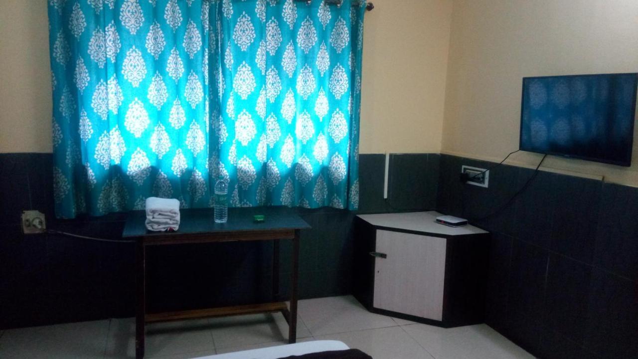 Hotel Sarang Lodge Panvel Exterior photo